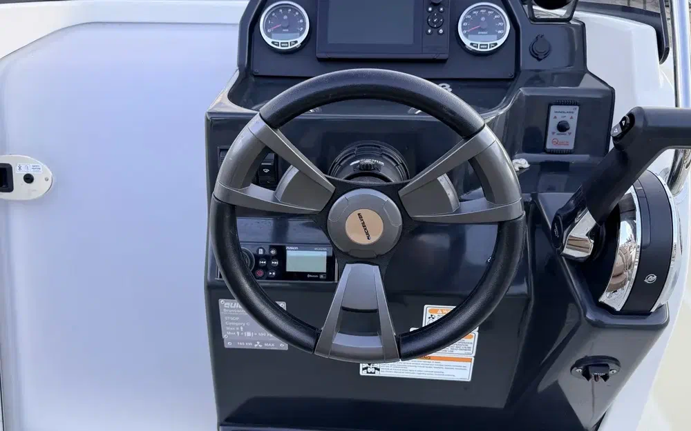 slider 10 Quicksilver Activ 675 Open