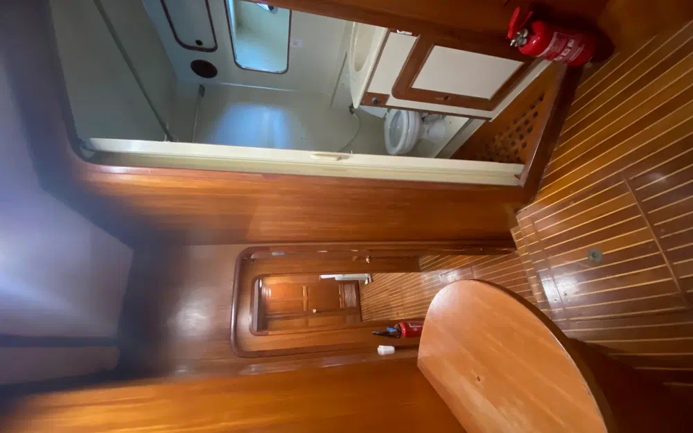 slider 19 Tarquin Trader 65