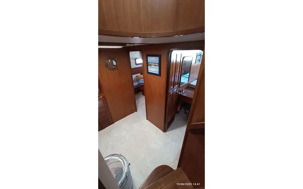 slider 20 Tarquin Trader 65