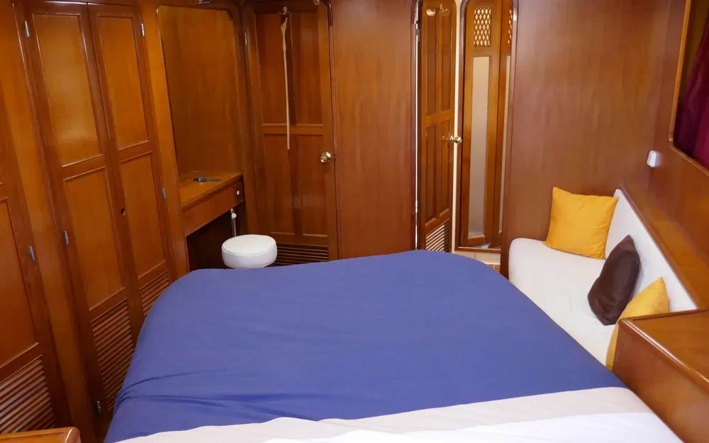 slider 23 Tarquin Trader 65