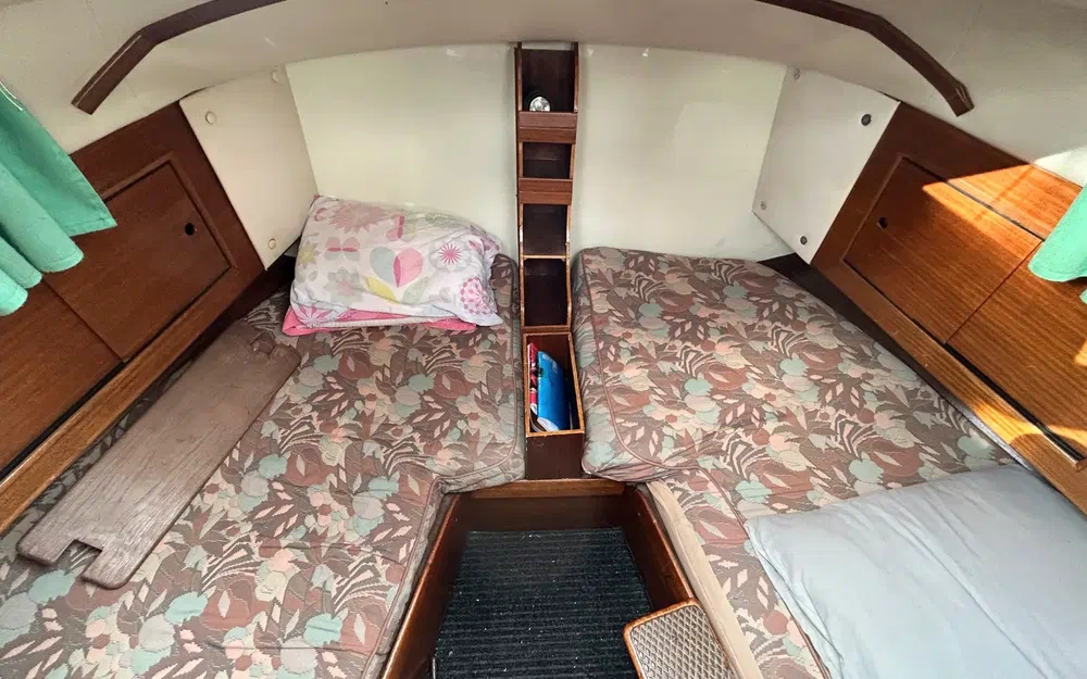 slider 10 Westerly 33 Ketch