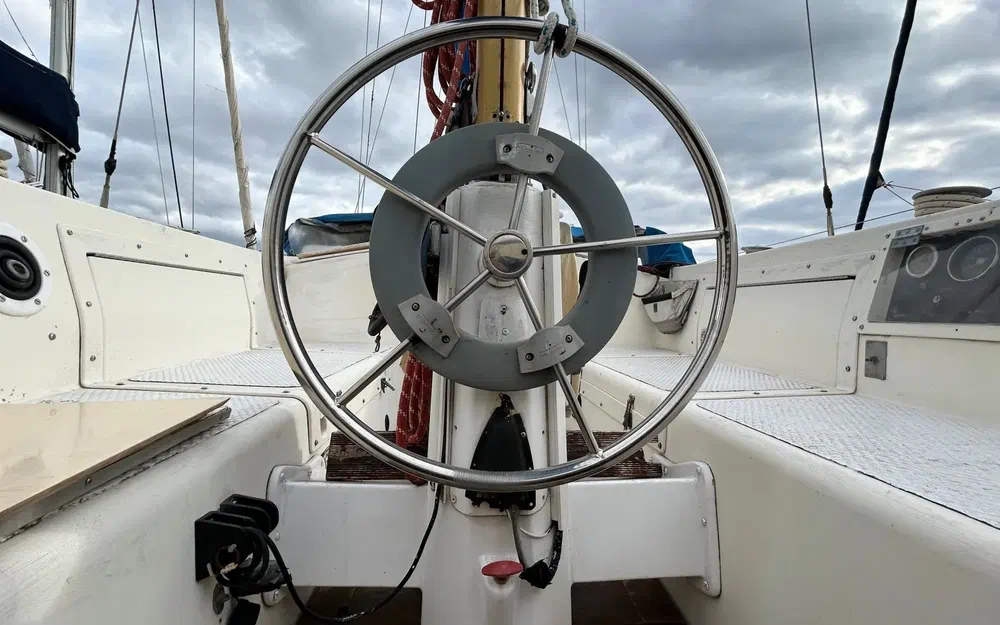 slider 15 Westerly 33 Ketch