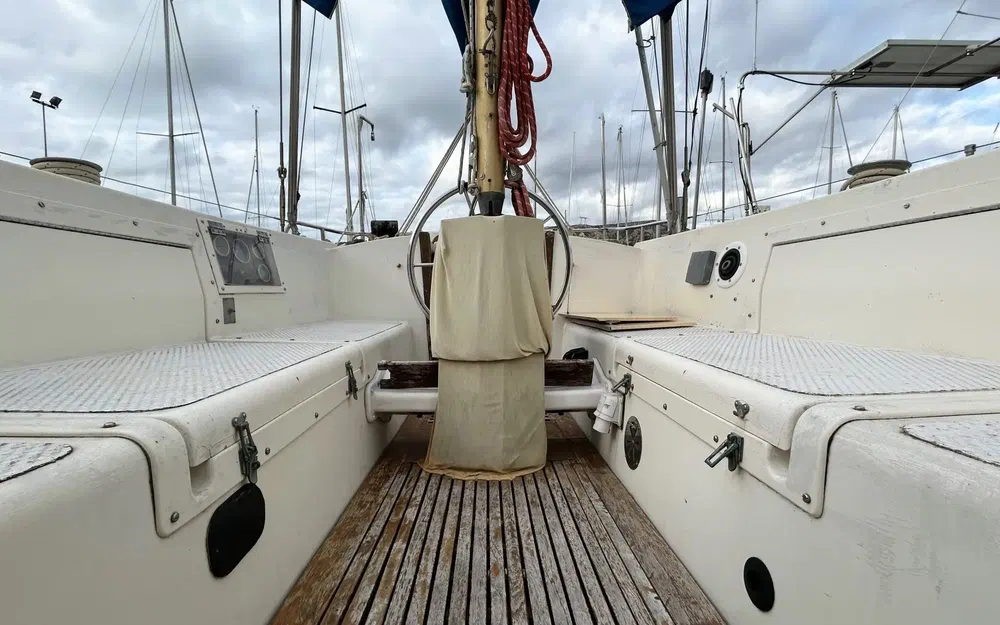slider 18 Westerly 33 Ketch