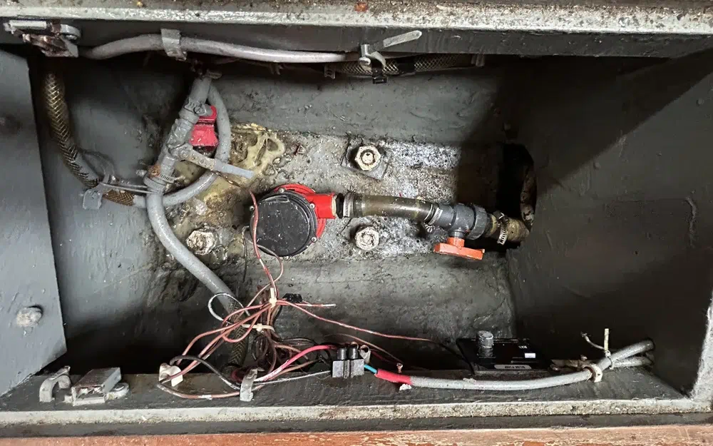 slider 19 Westerly 33 Ketch