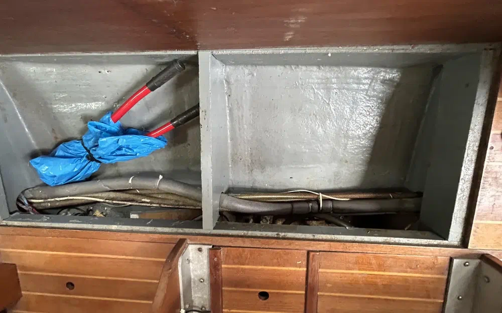 slider 20 Westerly 33 Ketch