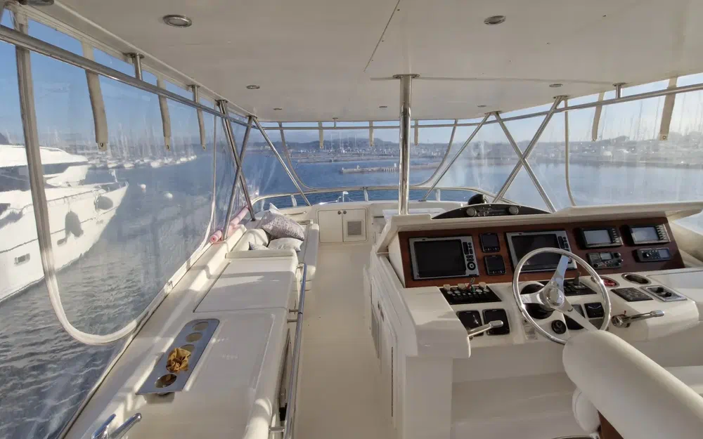 slider 2 Riviera 58 Open Flybridge