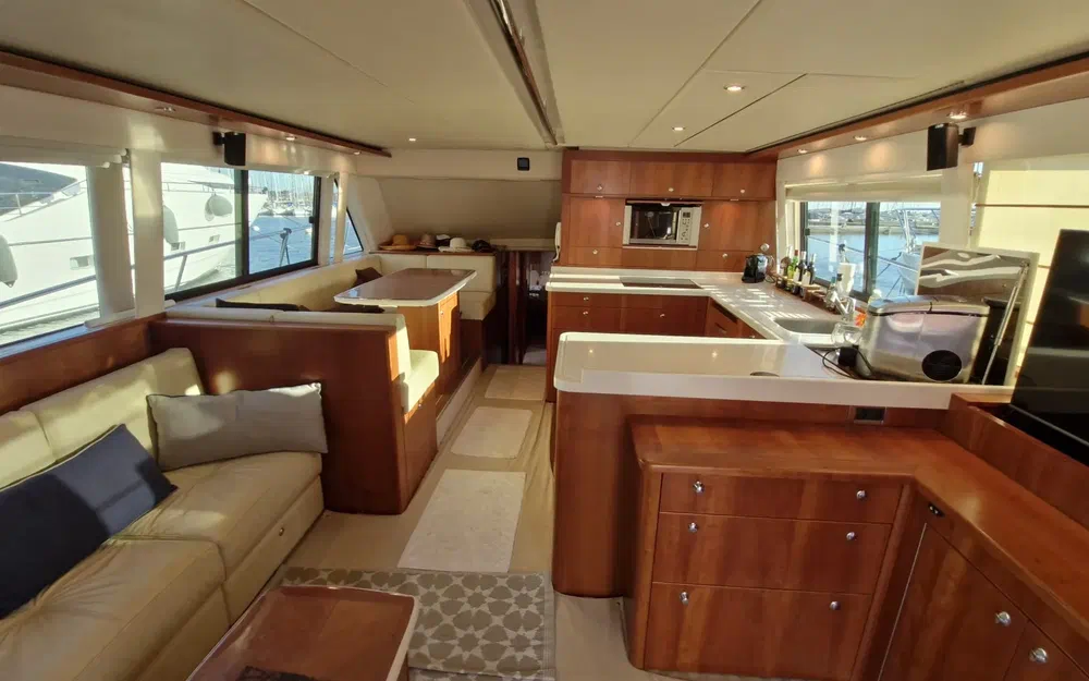 slider 3 Riviera 58 Open Flybridge