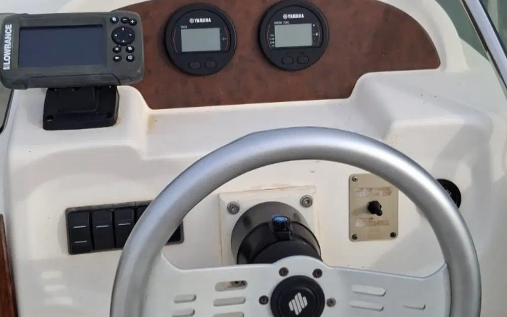 slider 10 Jeanneau Cap Camarat 625