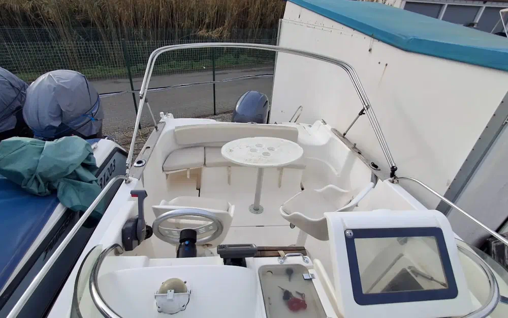 slider 5 Jeanneau Cap Camarat 625