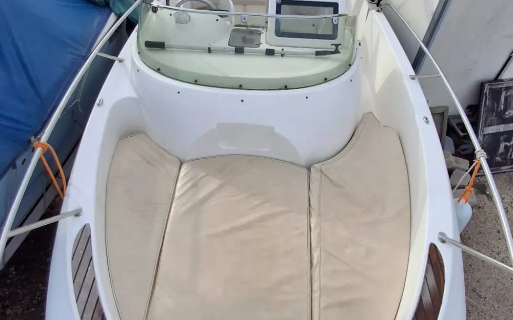 slider 7 Jeanneau Cap Camarat 625