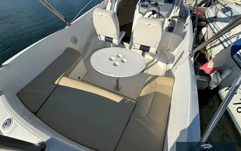 slider 15 Beneteau Flyer 750 Sun Deck