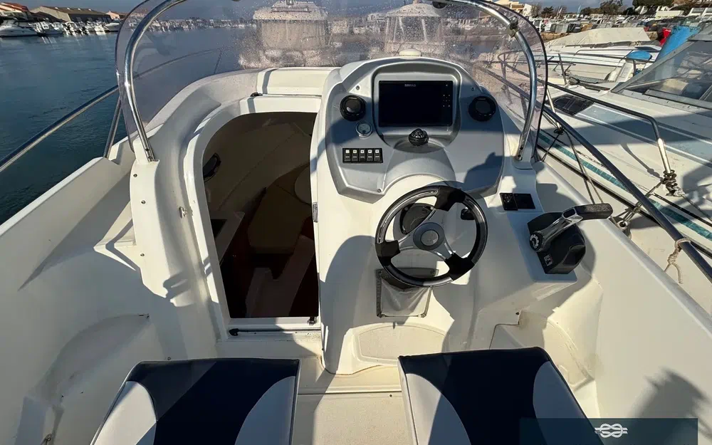 slider 19 Beneteau Flyer 750 Sun Deck