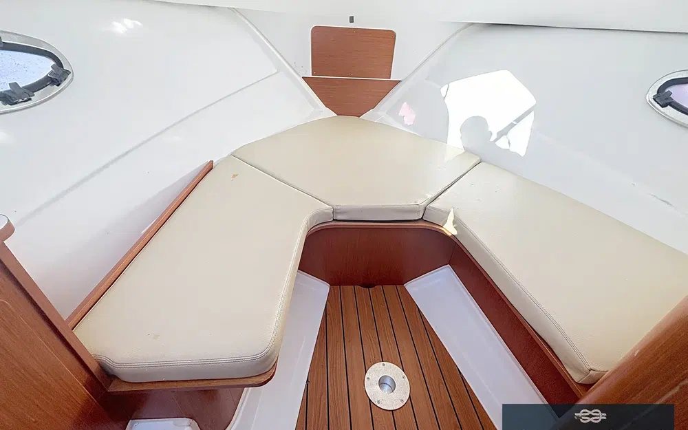 slider 3 Beneteau Flyer 750 Sun Deck