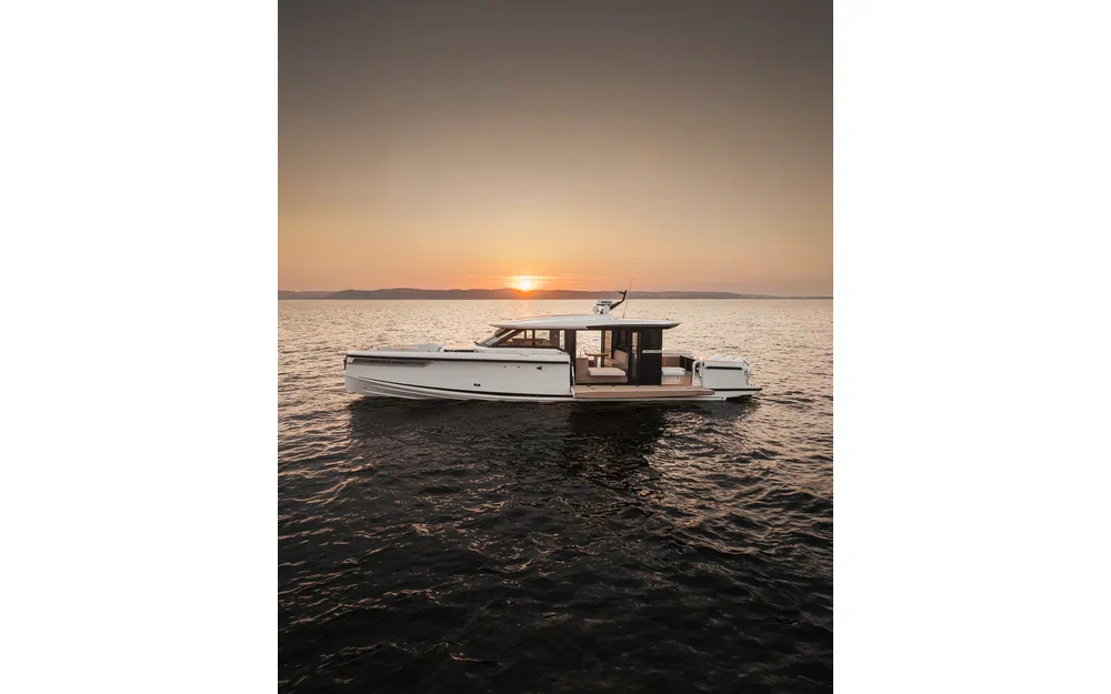 slider 3 Saxdor 460 GTC