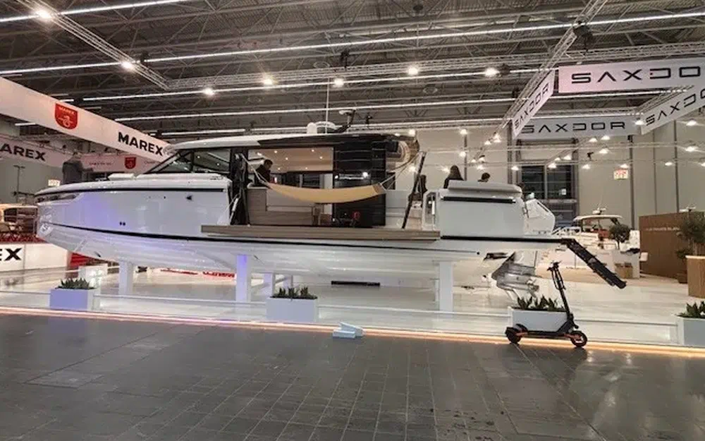 slider 1 Saxdor 460 GTC