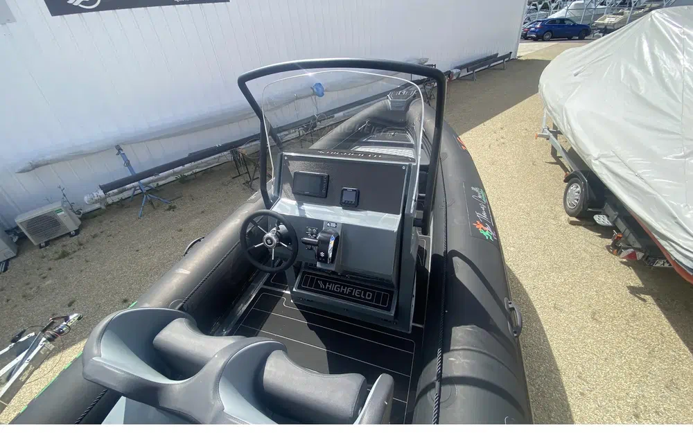 slider 9 Highfield Patrol 660