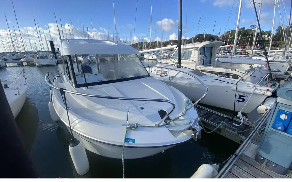slider 0 Beneteau Antares 6
