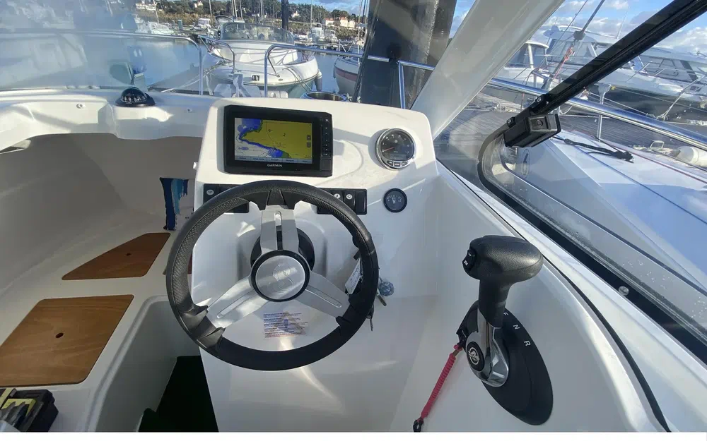 slider 13 Beneteau Antares 6