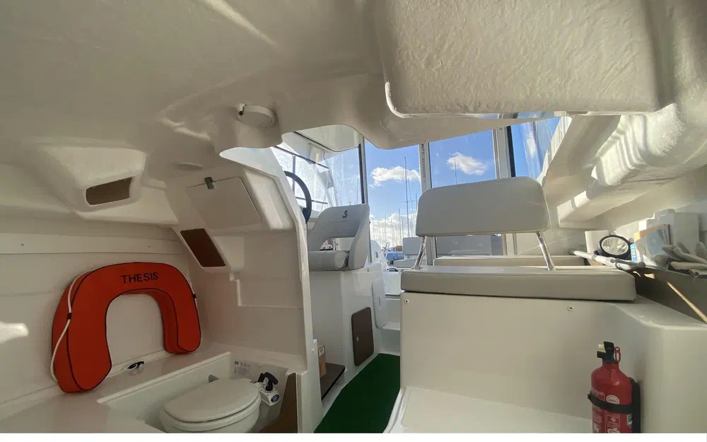 slider 15 Beneteau Antares 6