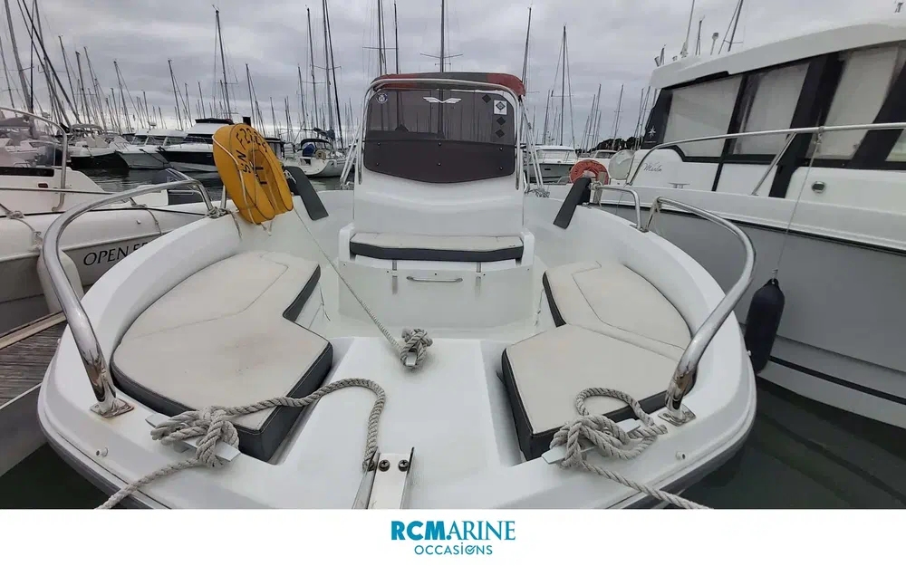 slider 4 Beneteau Flyer 6.6 SPACEdeck