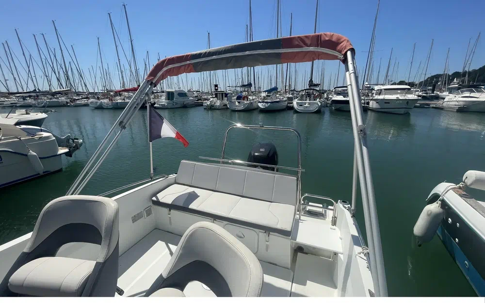 slider 6 Beneteau Flyer 6.6 SPACEdeck