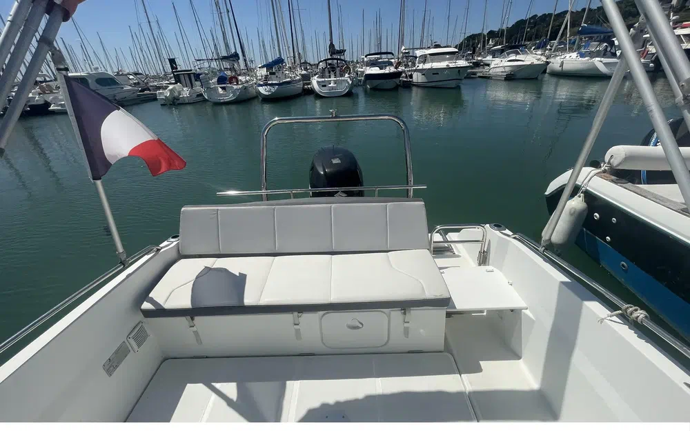 slider 8 Beneteau Flyer 6.6 SPACEdeck