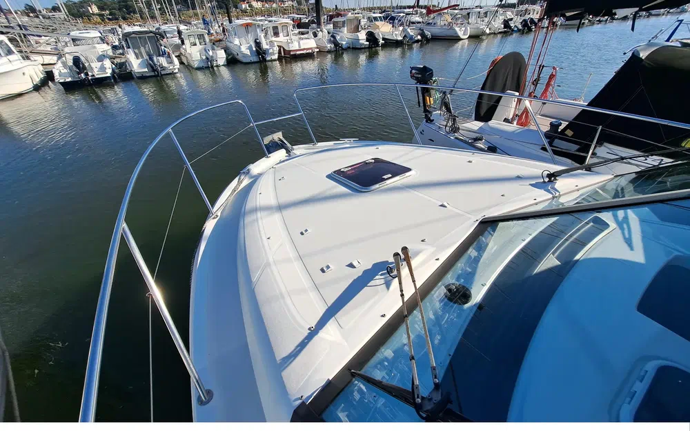 slider 7 Beneteau Antares 30 Fly