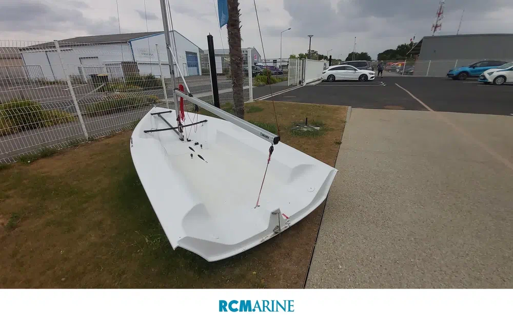 slider 3 Beneteau First 14