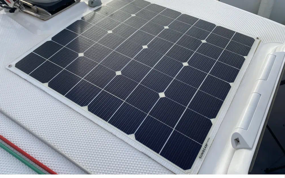 slider 3 Beneteau First 24