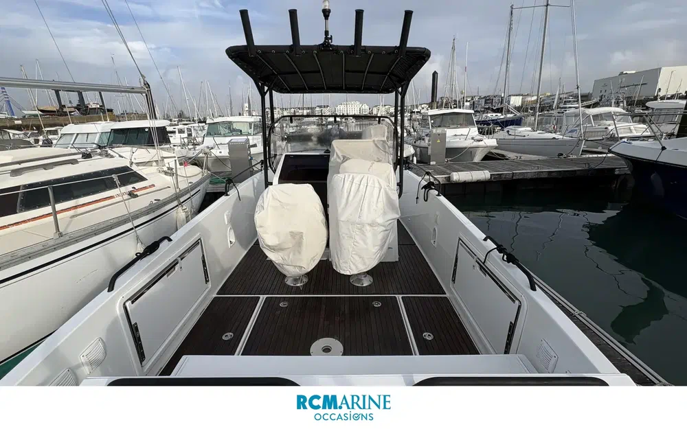 slider 16 Beneteau Flyer 8 SPACEdeck