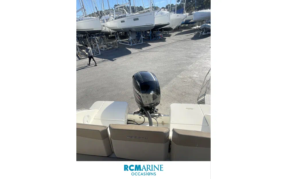 slider 2 Quicksilver Activ 675 Sundeck