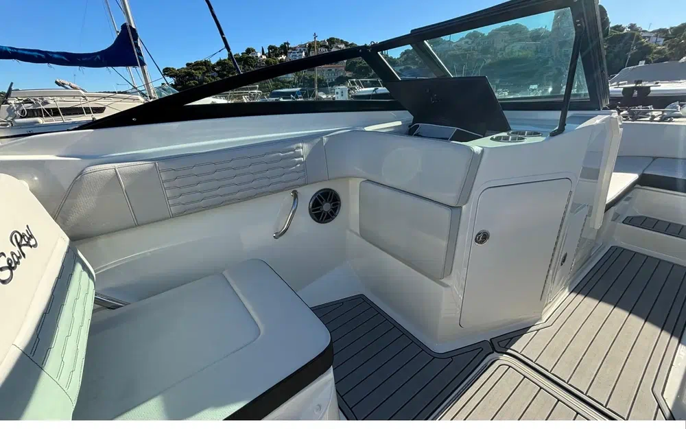 slider 4 Sea Ray 210 SPX OB