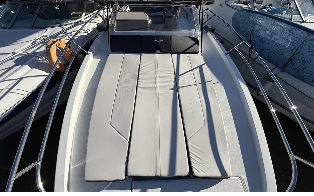 slider 9 Beneteau Flyer 8.8 SUNdeck