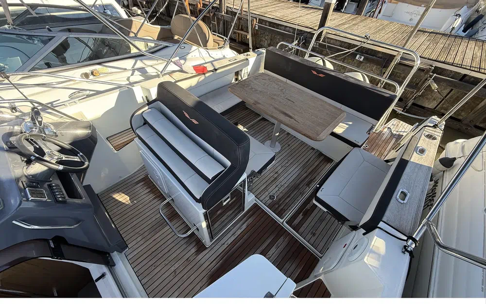 slider 10 Beneteau Flyer 8.8 SUNdeck