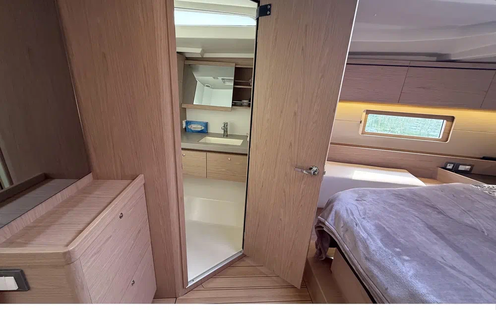 slider 5 Beneteau Oceanis 51.1