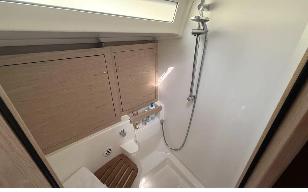 slider 7 Beneteau Oceanis 51.1