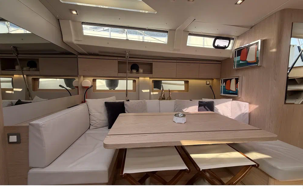 slider 8 Beneteau Oceanis 51.1