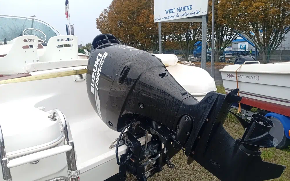 slider 2 Jeanneau Cap Camarat 625