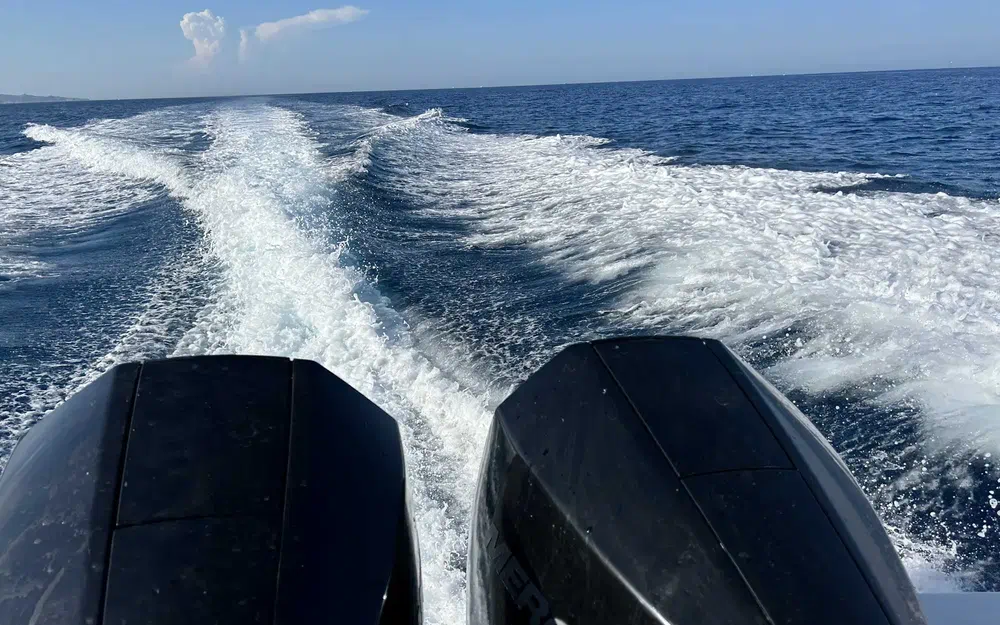 slider 1 Quicksilver Activ 875 Sundeck