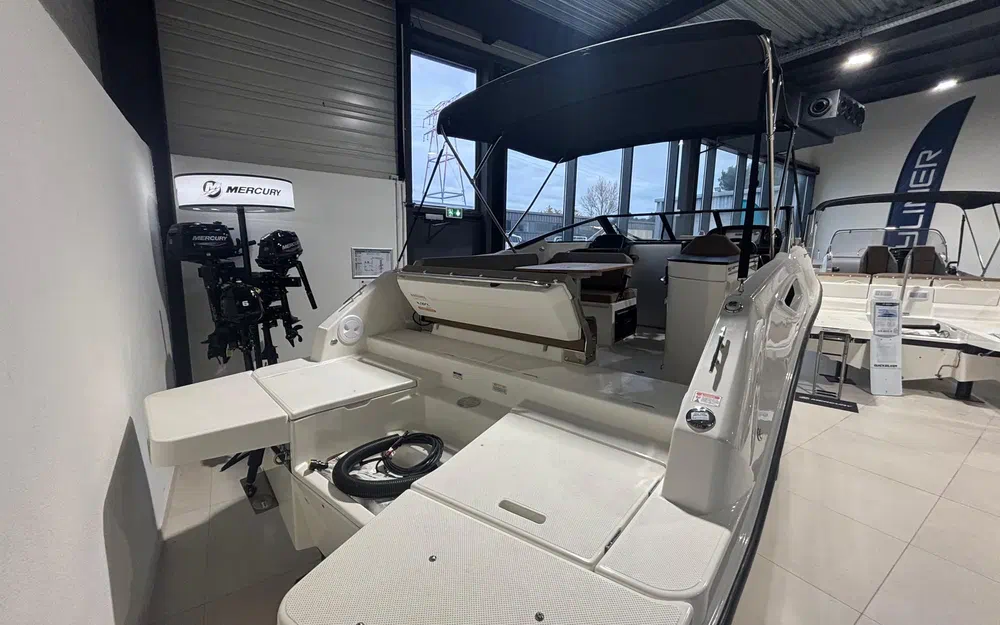 slider 2 Quicksilver Activ 755 Cruiser