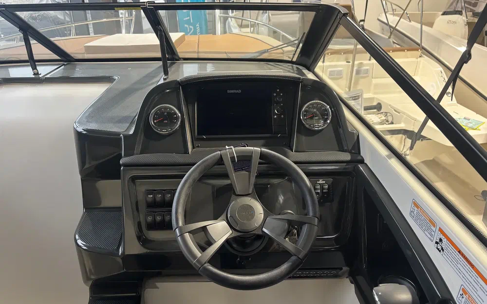 slider 14 Quicksilver Activ 755 Cruiser