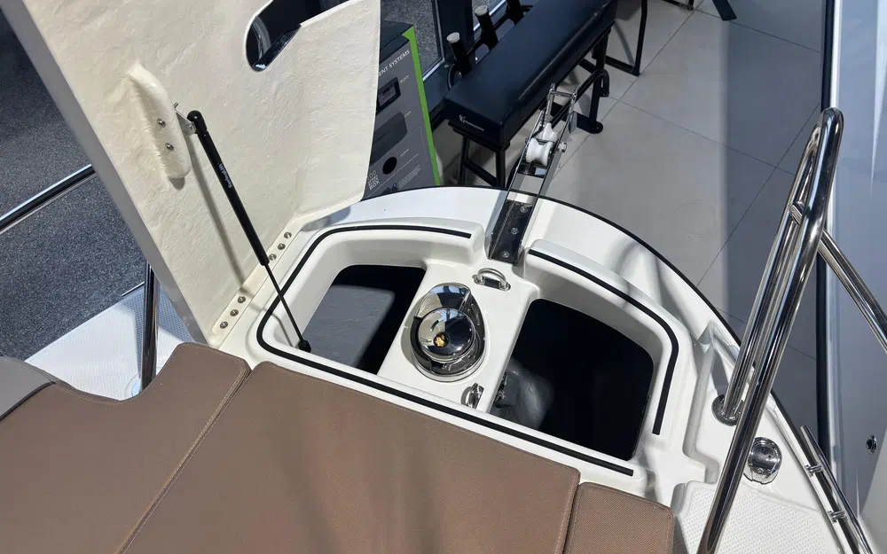 slider 17 Quicksilver Activ 755 Cruiser