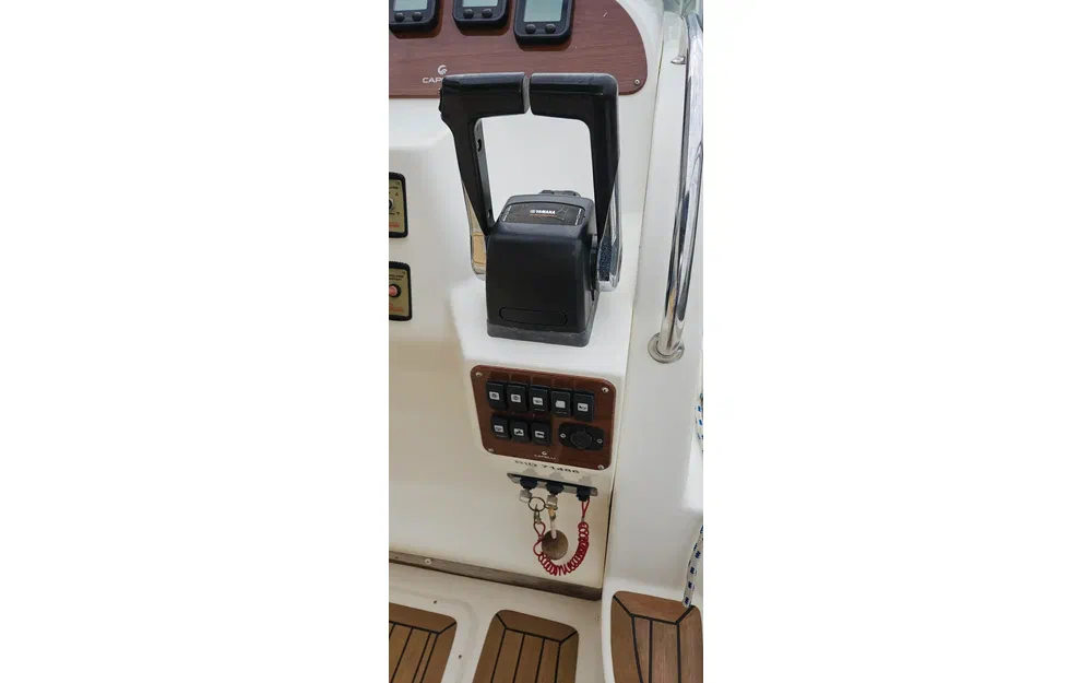 slider 9 Capelli Tempest 900