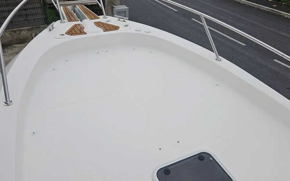 slider 15 Capelli Tempest 900 WA