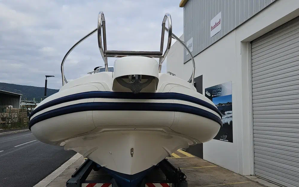 slider 2 Capelli Tempest 900