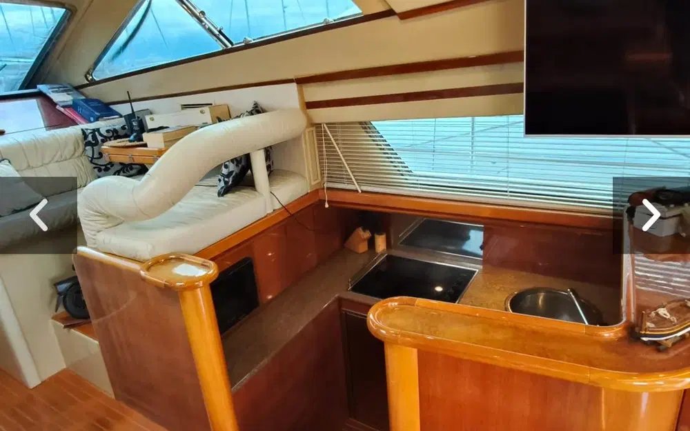 slider 6 Ferretti 480