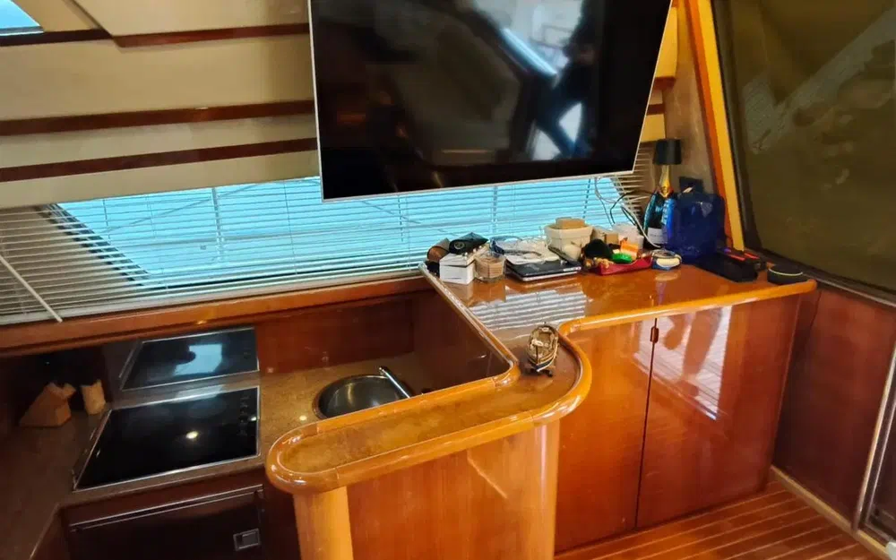 slider 7 Ferretti 480