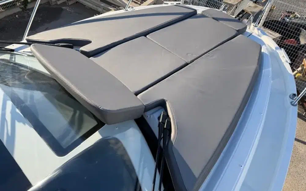 slider 15 Beneteau Antares 9 OB