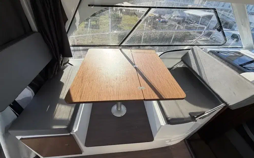 slider 5 Beneteau Antares 9 OB