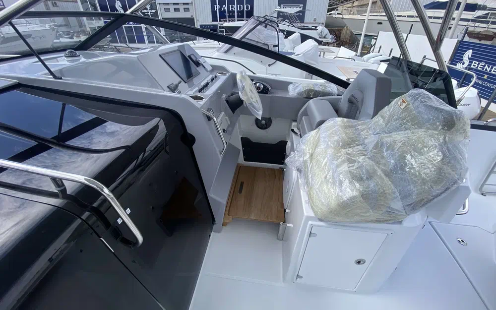 slider 15 Beneteau Flyer 10
